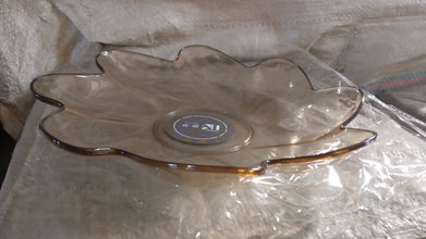 Flower Shape Kids Plastic Plate - Multipurpose for Dinner, Snacks & Party Supplies (1pc)